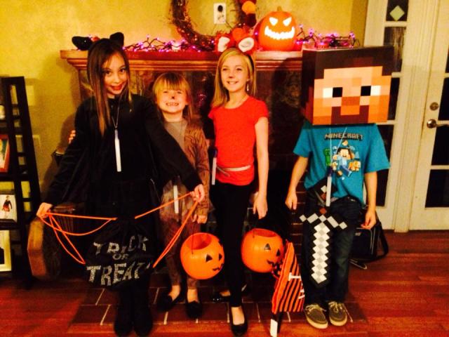 Maya, Violet, Paige and Mateo (as Steve of course)